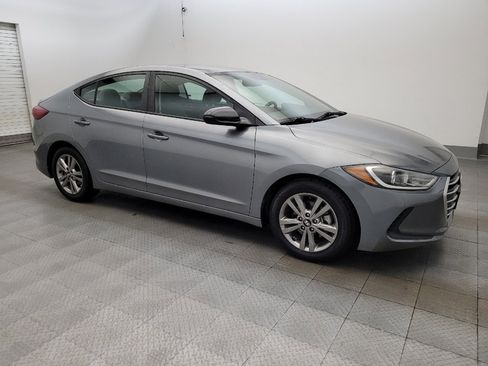 Used 2018 Hyundai Elantra SEL FWD image 11