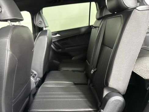 Used 2023 Volkswagen Tiguan SE R-Line FWD image 24