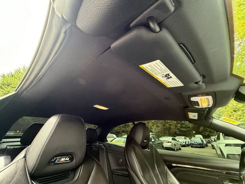 Used 2020 BMW M4 Convertible RWD image 27