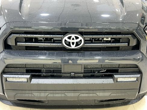 New 2026 Toyota 4Runner SR5 image 4