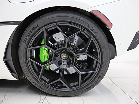 Used 2026 Lamborghini Temerario AWD/4WD image 44