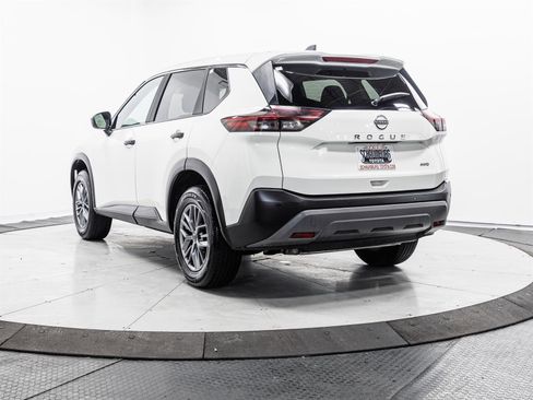 Used 2023 Nissan Rogue S image 7