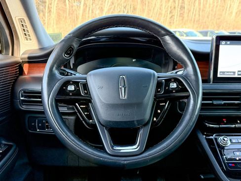 Certified 2022 Lincoln Corsair Reserve w/ Equipment Group 201A image 36