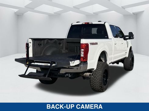 Used 2022 Ford F250 Lariat w/ Tremor Off-Road Package image 13