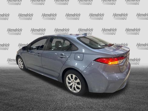 Used 2021 Toyota Corolla LE FWD image 8