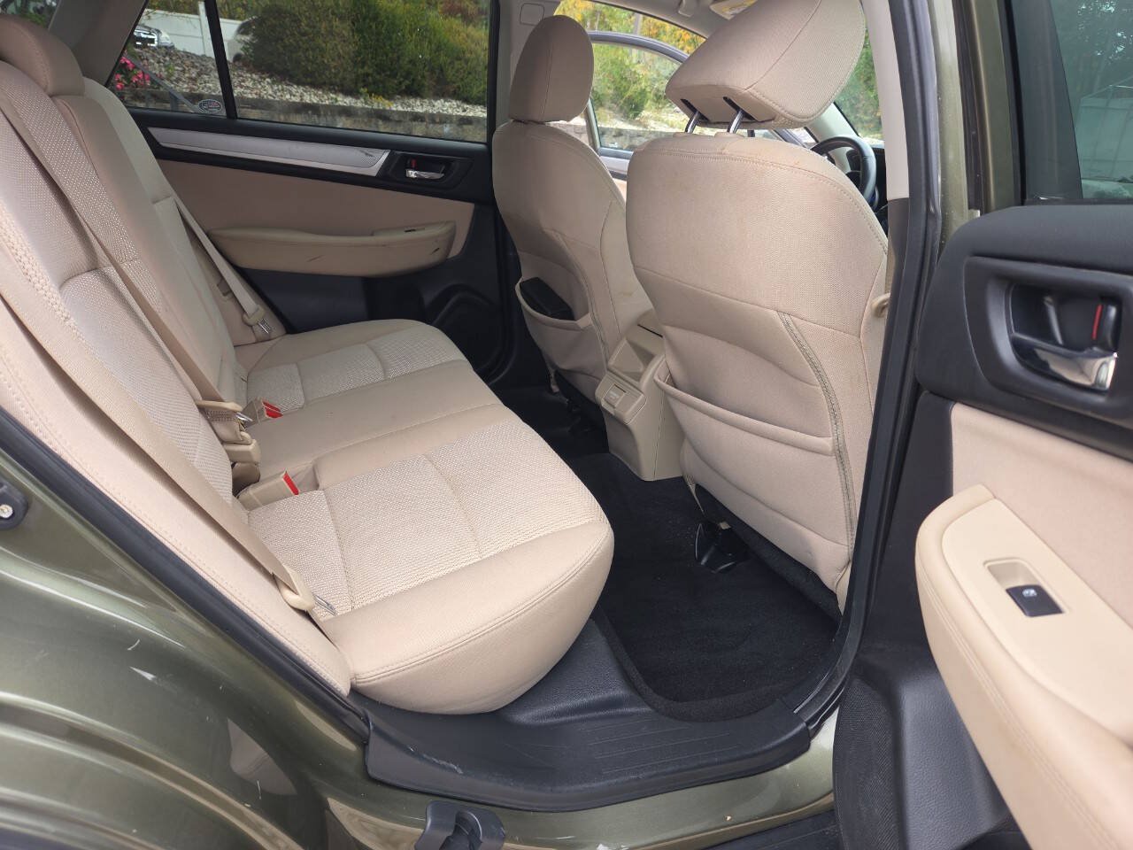 Used 2018 Subaru Outback 2.5i Premium AWD/4WD image 19