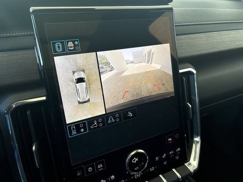 Certified 2024 GMC Acadia Denali AWD/4WD image 15