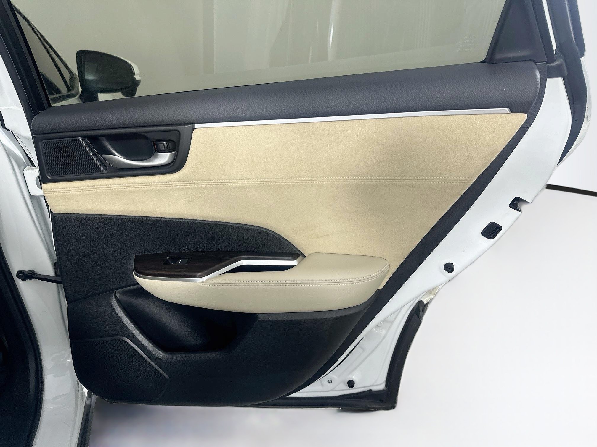 Used 2018 Honda Clarity Touring image 28