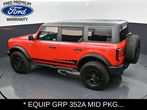 Used 2022 Ford Bronco Wildtrak AWD/4WD image 32