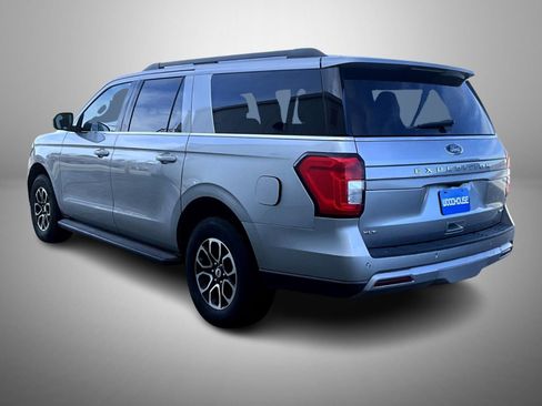 Used 2024 Ford Expedition Max XLT image 7