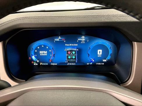 Used 2025 Ford Bronco Outer Banks AWD/4WD image 27