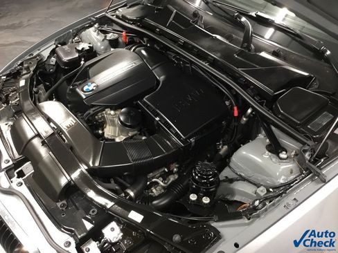 Used 2011 BMW 335i Convertible image 45