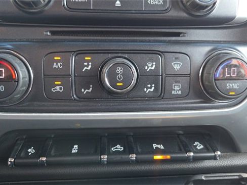 Used 2019 GMC Sierra 3500 SLT image 34