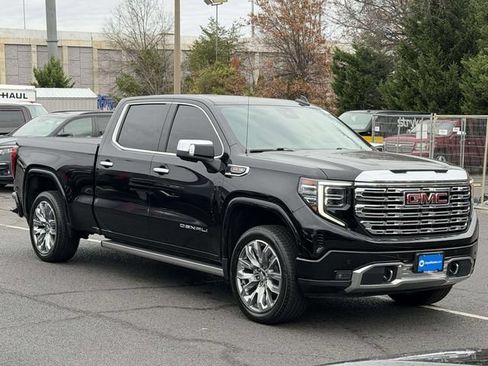 Used 2023 GMC Sierra 1500 Denali w/ Denali Reserve Package AWD/4WD image 1