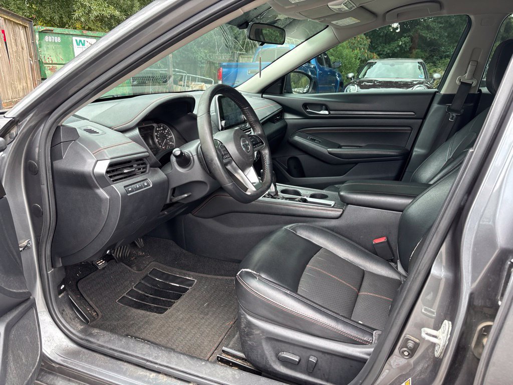 Used 2019 Nissan Altima 2.5 SR FWD image 5