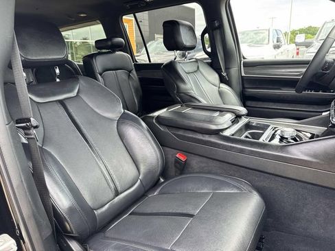 Used 2024 Jeep Wagoneer Series II w/ Flexible Seating Group RWD image 14