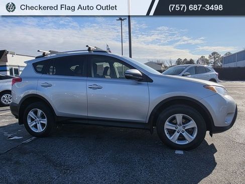 Used 2014 Toyota RAV4 XLE image 10
