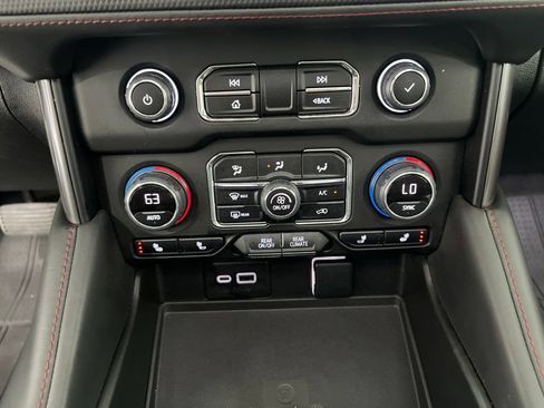Used 2023 Chevrolet Tahoe RST AWD/4WD image 17