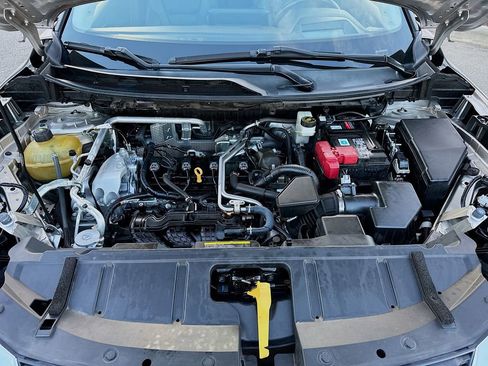 Used 2021 Nissan Rogue Platinum image 26