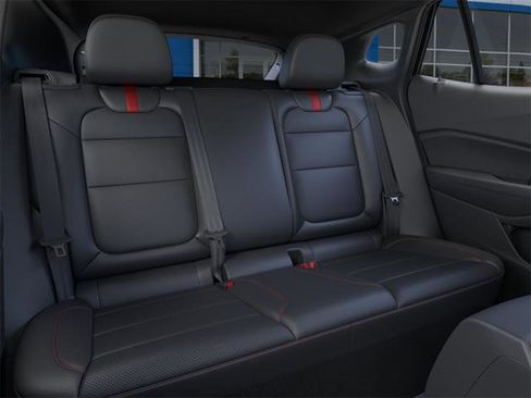 Used 2024 Chevrolet Trax RS w/ Driver Confidence Package image 17