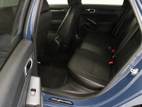 Used 2025 Honda Civic Sport image 27