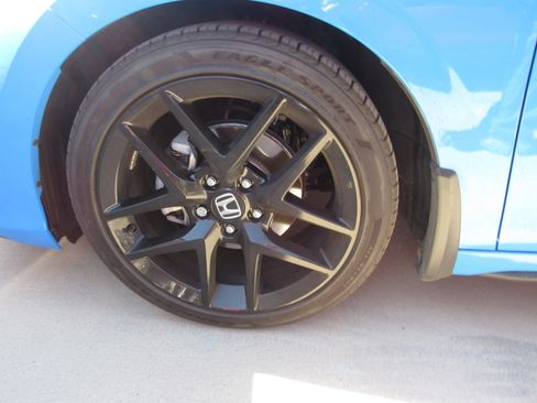 Used 2025 Honda Civic Sport image 5