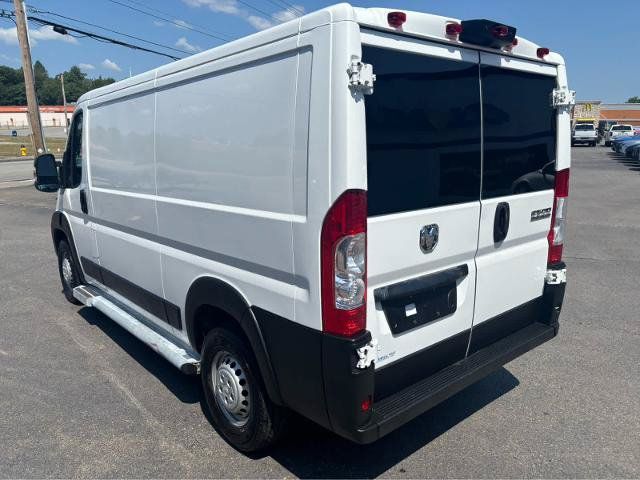 Used 2025 RAM ProMaster 2500 w/ U-Haul Equipment Group FWD image 6