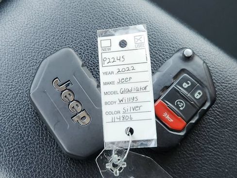 Used 2022 Jeep Gladiator Overland AWD/4WD image 34