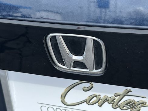 Used 2024 Honda Accord Touring image 8