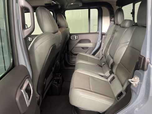 New 2026 Jeep Gladiator Mojave AWD/4WD image 10