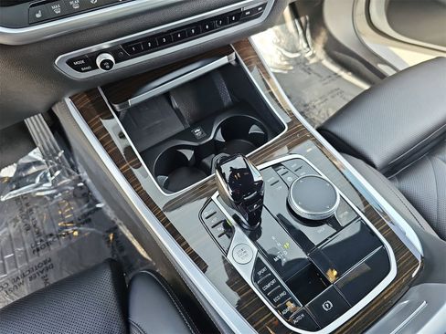 Used 2023 BMW X5 sDrive40i image 25