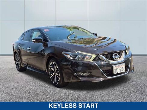 Used 2017 Nissan Maxima Platinum w/ Medallion Package FWD image 7