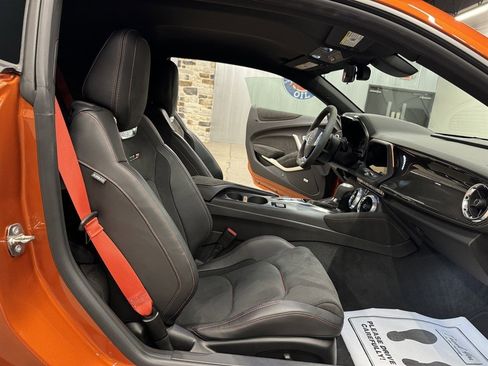 Used 2022 Chevrolet Camaro ZL1 RWD image 34
