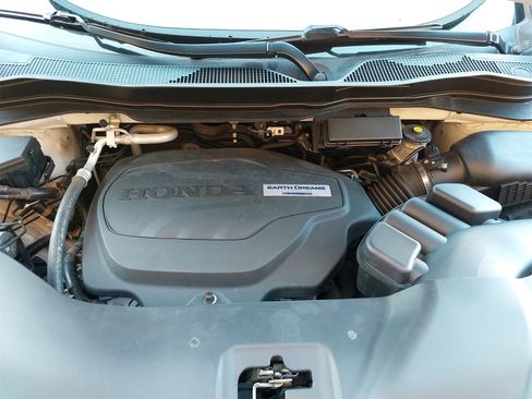 Used 2016 Honda Pilot Elite image 42