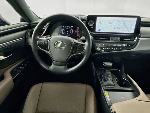 Used 2025 Lexus ES 350 w/ Premium Package FWD image 30