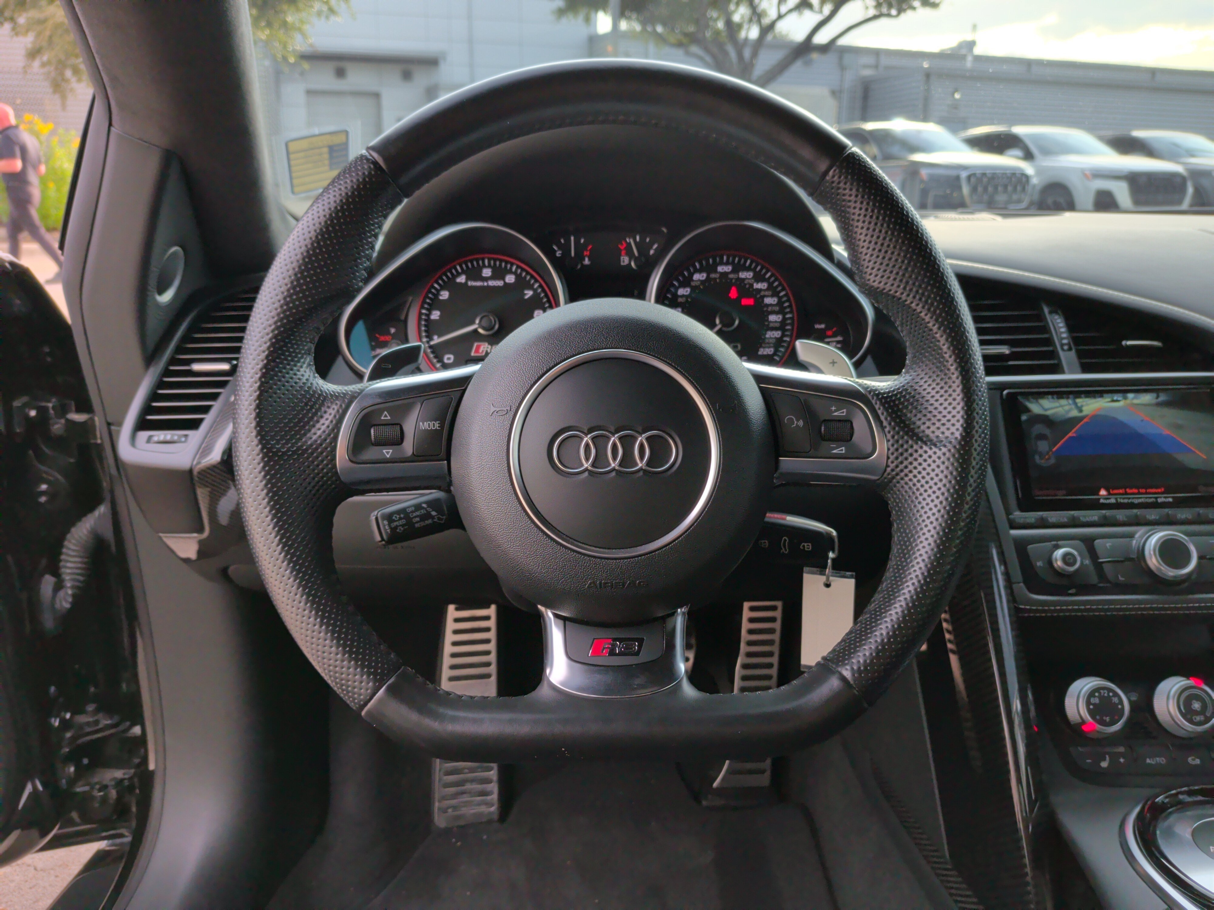 Used 2015 Audi R8 V10 AWD/4WD image 17