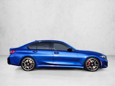 Certified 2023 BMW M340i w/ Premium Package image 4