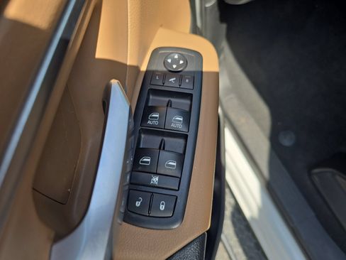 Used 2019 RAM 1500 Limited AWD/4WD image 14