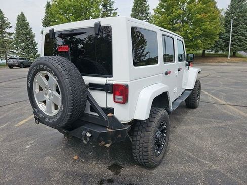 Used 2012 Jeep Wrangler Unlimited Sahara w/ Dual Top Group AWD/4WD image 5
