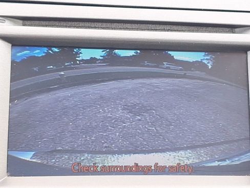 Used 2014 Toyota Prius Four FWD image 15