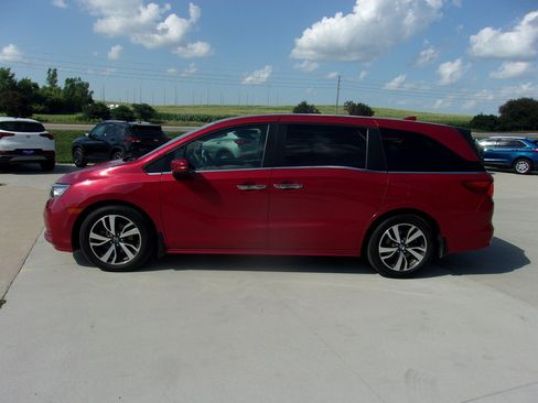 Used 2022 Honda Odyssey Touring image 7