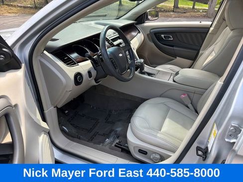 Used 2010 Ford Taurus SEL FWD image 27