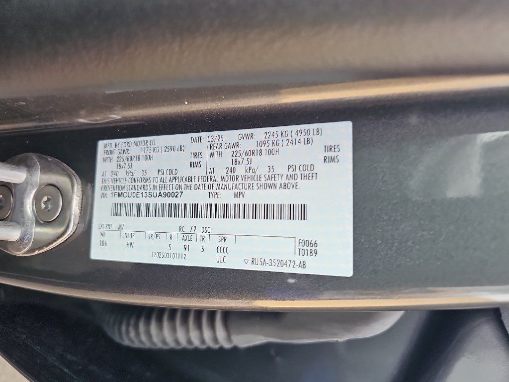 Used 2025 Ford Escape SE FWD image 44