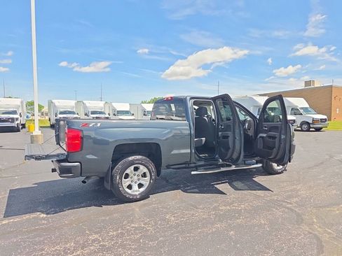 Used 2019 Chevrolet Silverado 1500 LT w/ All Star Edition AWD/4WD image 23