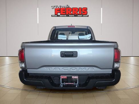 Used 2018 Toyota Tacoma SR RWD image 6