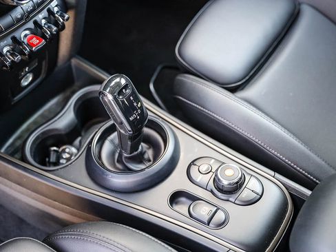 Used 2022 MINI Cooper Countryman S w/ Storage Package FWD image 19