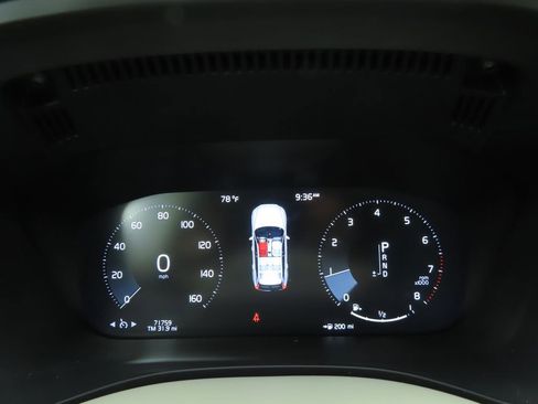 Used 2019 Volvo XC60 T5 Inscription w/ Protection Package Premier image 34