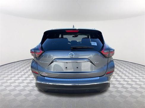 Used 2022 Nissan Murano SV image 6