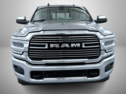 Used 2022 RAM 2500 Laramie AWD/4WD image 2