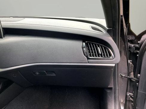 Used 2020 Kia Stinger GT-Line w/ Sun & Sound Package RWD image 21